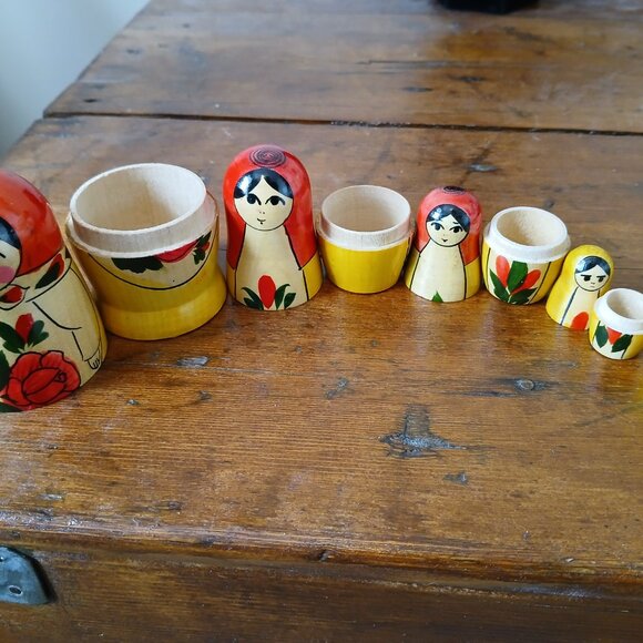 Vintage 5- figure Painted Russian Nesting Dolls Matryoshka 1980s - Picture 4 of 5